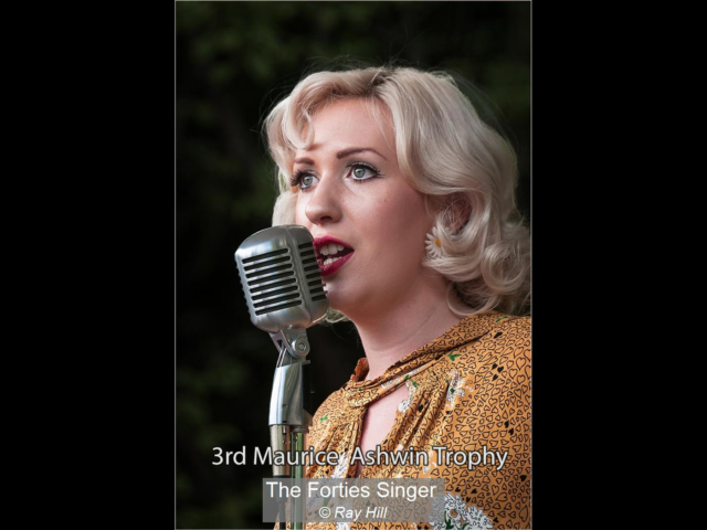07_The Forties Singer_Ray Hill